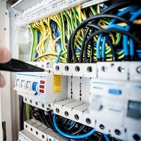 Pneumatics-and-Hydraulic-Systems